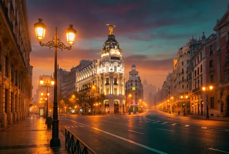 España Madrid — Paquete Mochilero 2026