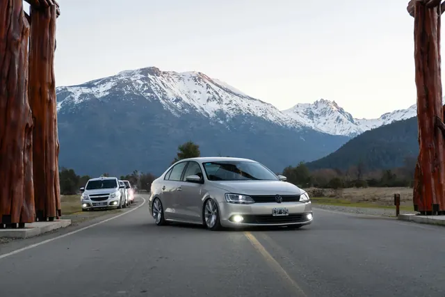 Volkswagen Jetta 🗽 NYC · JFK AVIS